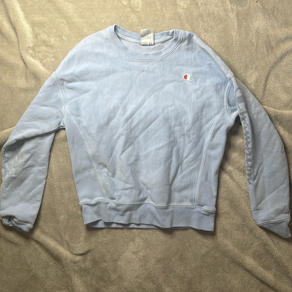 Women’s small champion pullover